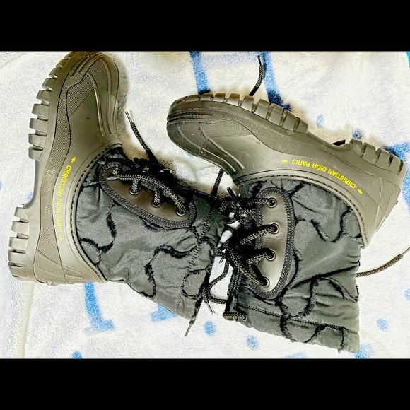 CHRISTIAN DIOR Winter Boots - Picture 1 of 1